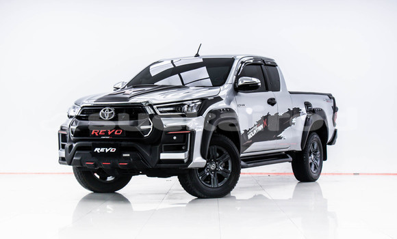 Buy Used Toyota Hiluxe Revo Other Car in Bangkok in Bangkok Buy Used Toyota Hiluxe Revo Other Car in Bangkok in Bangkok