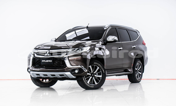 Buy Used Mitsubishi Pajero Sport Brown Car in Bangkok in Bangkok Buy Used Mitsubishi Pajero Sport Brown Car in Bangkok in Bangkok