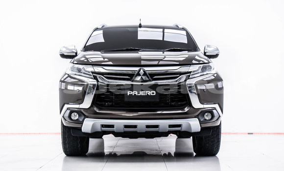 Buy Used Mitsubishi Pajero Sport Brown Car in Bangkok in Bangkok Buy Used Mitsubishi Pajero Sport Brown Car in Bangkok in Bangkok