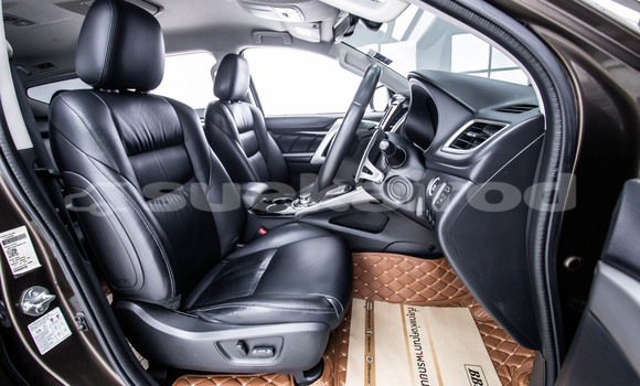 Buy Used Mitsubishi Pajero Sport Brown Car in Bangkok in Bangkok Buy Used Mitsubishi Pajero Sport Brown Car in Bangkok in Bangkok