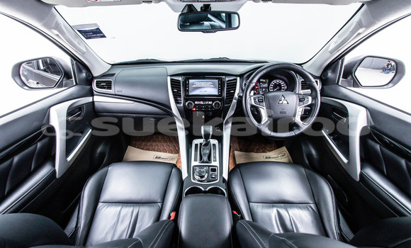 Buy Used Mitsubishi Pajero Sport Brown Car in Bangkok in Bangkok Buy Used Mitsubishi Pajero Sport Brown Car in Bangkok in Bangkok