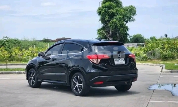ซื้อ รถมือสอง Honda HR-V สีดำ รถยนต์ ใน %{เมือง} ใน ชัยนาท ซื้อ รถมือสอง Honda HR-V สีดำ รถยนต์ ใน %{เมือง} ใน ชัยนาท