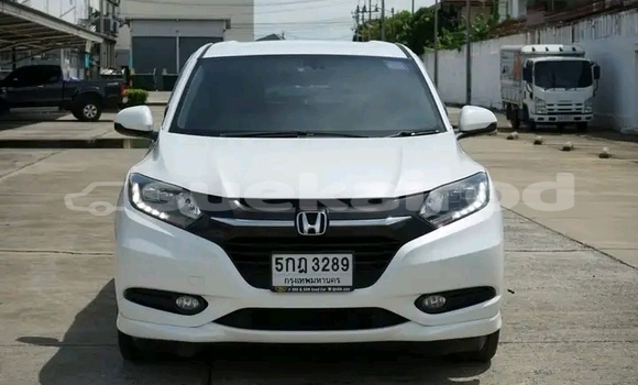 ซื้อ รถมือสอง Honda HR-V ขาว รถยนต์ ใน %{เมือง} ใน ฉะเชิงเทรา ซื้อ รถมือสอง Honda HR-V ขาว รถยนต์ ใน %{เมือง} ใน ฉะเชิงเทรา