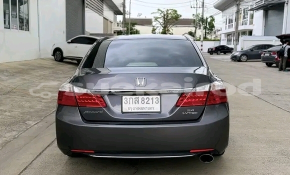 ซื้อ รถมือสอง Honda Accord สีดำ รถยนต์ ใน %{เมือง} ใน ฉะเชิงเทรา ซื้อ รถมือสอง Honda Accord สีดำ รถยนต์ ใน %{เมือง} ใน ฉะเชิงเทรา