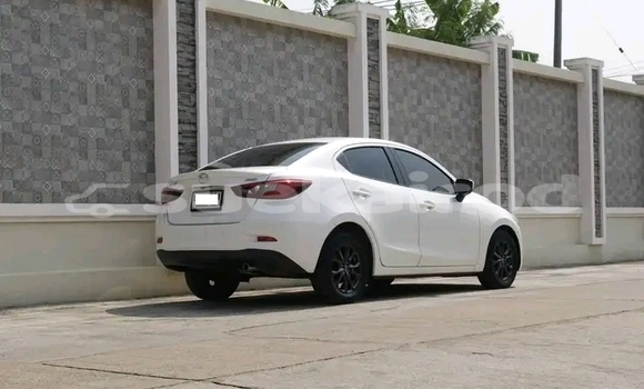 ซื้อ รถมือสอง Mazda 2 ขาว รถยนต์ ใน %{เมือง} ใน ฉะเชิงเทรา ซื้อ รถมือสอง Mazda 2 ขาว รถยนต์ ใน %{เมือง} ใน ฉะเชิงเทรา