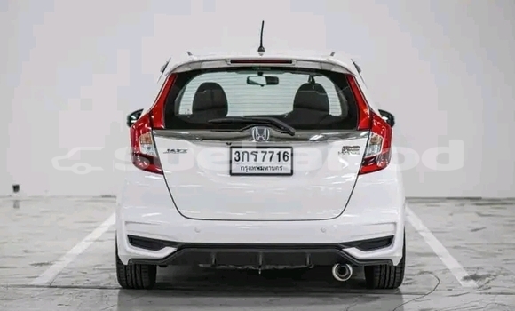 ซื้อ รถมือสอง Honda Jazz ขาว รถยนต์ ใน %{เมือง} ใน ฉะเชิงเทรา ซื้อ รถมือสอง Honda Jazz ขาว รถยนต์ ใน %{เมือง} ใน ฉะเชิงเทรา