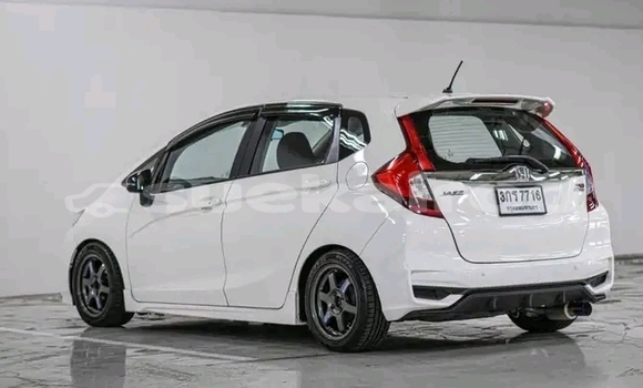 ซื้อ รถมือสอง Honda Jazz ขาว รถยนต์ ใน %{เมือง} ใน ฉะเชิงเทรา ซื้อ รถมือสอง Honda Jazz ขาว รถยนต์ ใน %{เมือง} ใน ฉะเชิงเทรา