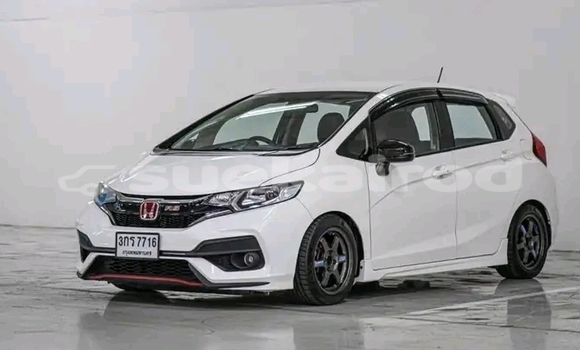ซื้อ รถมือสอง Honda Jazz ขาว รถยนต์ ใน %{เมือง} ใน ฉะเชิงเทรา ซื้อ รถมือสอง Honda Jazz ขาว รถยนต์ ใน %{เมือง} ใน ฉะเชิงเทรา