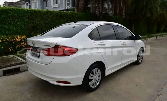 ซื้อ รถมือสอง Honda City ขาว รถยนต์ ใน %{เมือง} ใน ฉะเชิงเทรา ซื้อ รถมือสอง Honda City ขาว รถยนต์ ใน %{เมือง} ใน ฉะเชิงเทรา