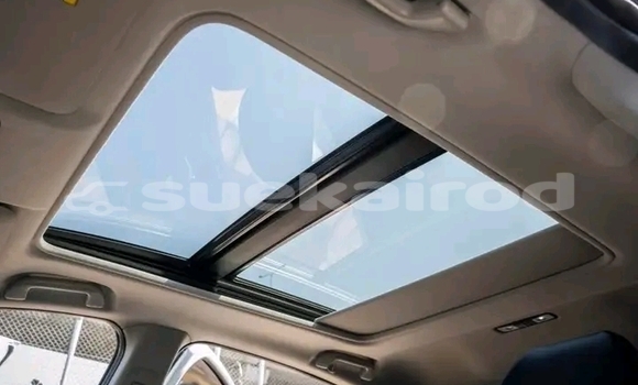 Buy Used Honda HR–V White Car in Chai Nat in Chai Nat