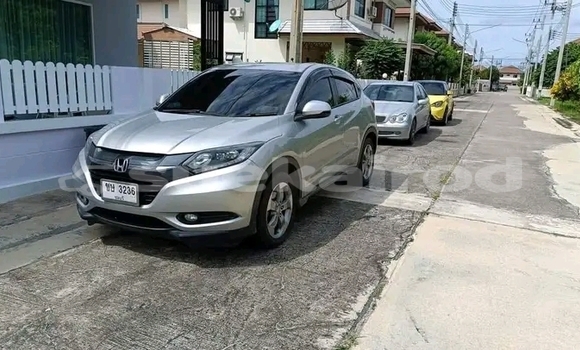 Buy Used Honda HR–V Other Car in Chai Nat in Chai Nat Buy Used Honda HR–V Other Car in Chai Nat in Chai Nat