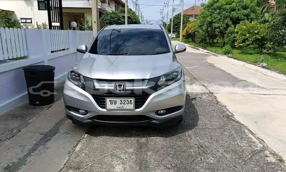 Buy Used Honda HR–V Other Car in Chai Nat in Chai Nat Buy Used Honda HR–V Other Car in Chai Nat in Chai Nat