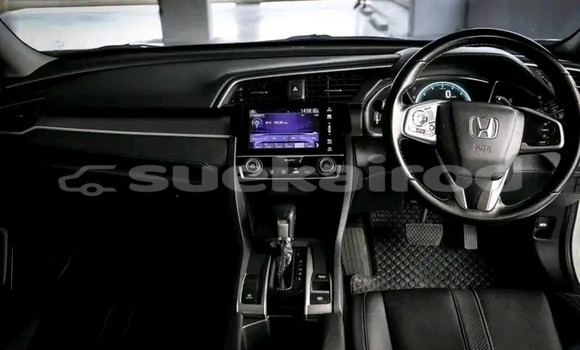 Buy Used Honda Civic White Car in Chai Nat in Chai Nat Buy Used Honda Civic White Car in Chai Nat in Chai Nat