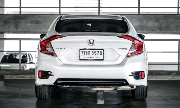 Buy Used Honda Civic White Car in Chai Nat in Chai Nat Buy Used Honda Civic White Car in Chai Nat in Chai Nat