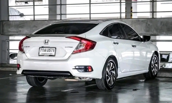 Buy Used Honda Civic White Car in Chai Nat in Chai Nat Buy Used Honda Civic White Car in Chai Nat in Chai Nat