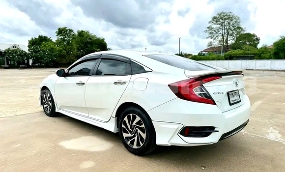 Buy Used Honda Civic White Car in Bangkok in Bangkok Buy Used Honda Civic White Car in Bangkok in Bangkok
