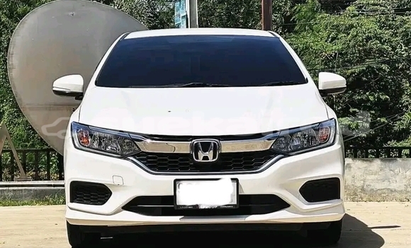 Buy Used Honda City White Car in Chachoengsao in Chachoengsao Buy Used Honda City White Car in Chachoengsao in Chachoengsao