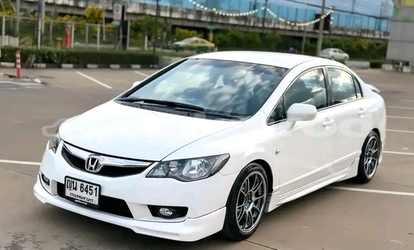 Buy Used Honda Civic White Car in Chachoengsao in Chachoengsao Buy Used Honda Civic White Car in Chachoengsao in Chachoengsao
