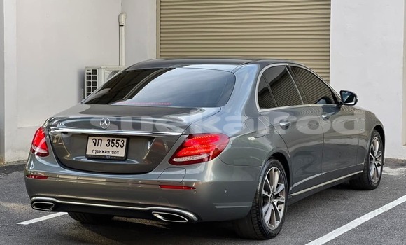 ซื้อ รถมือสอง Mercedes‒Benz E–Class อื่น ๆ รถยนต์ ใน %{เมือง} ใน กรุงเทพมหานคร ซื้อ รถมือสอง Mercedes‒Benz E–Class อื่น ๆ รถยนต์ ใน %{เมือง} ใน กรุงเทพมหานคร