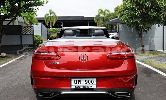 ซื้อ รถมือสอง Mercedes‒Benz E–Class สีแดง รถยนต์ ใน %{เมือง} ใน กรุงเทพมหานคร ซื้อ รถมือสอง Mercedes‒Benz E–Class สีแดง รถยนต์ ใน %{เมือง} ใน กรุงเทพมหานคร