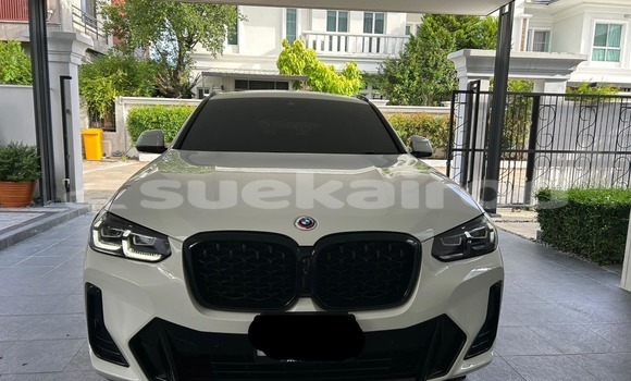 Buy Used BMW X4 White Car in Bangkok in Bangkok