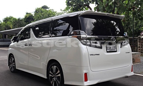 ซื้อ รถมือสอง Toyota Vellfire ขาว รถยนต์ ใน %{เมือง} ใน กรุงเทพมหานคร ซื้อ รถมือสอง Toyota Vellfire ขาว รถยนต์ ใน %{เมือง} ใน กรุงเทพมหานคร