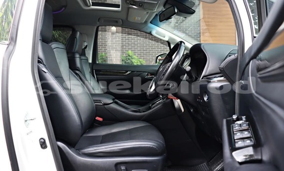 ซื้อ รถมือสอง Toyota Vellfire ขาว รถยนต์ ใน %{เมือง} ใน กรุงเทพมหานคร ซื้อ รถมือสอง Toyota Vellfire ขาว รถยนต์ ใน %{เมือง} ใน กรุงเทพมหานคร