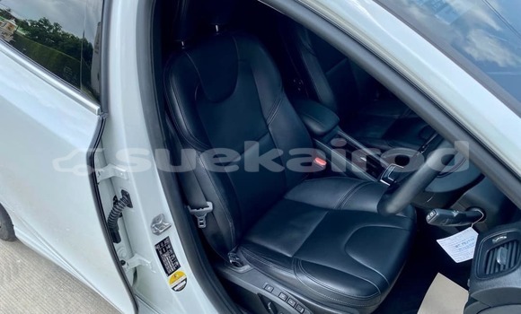 ซื้อ รถมือสอง Volvo V40 ขาว รถยนต์ ใน %{เมือง} ใน กรุงเทพมหานคร ซื้อ รถมือสอง Volvo V40 ขาว รถยนต์ ใน %{เมือง} ใน กรุงเทพมหานคร