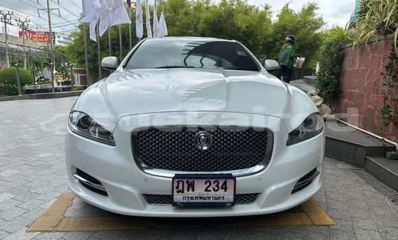 ซื้อ รถมือสอง Jaguar XJ ขาว รถยนต์ ใน %{เมือง} ใน กรุงเทพมหานคร