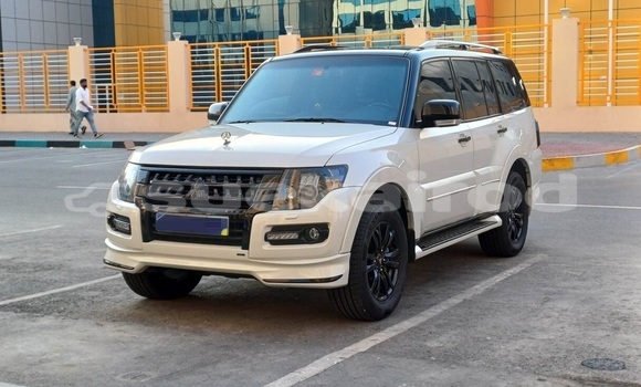 ซื้อ รถมือสอง Mitsubishi Pajero ขาว รถยนต์ ใน %{เมือง} ใน กรุงเทพมหานคร ซื้อ รถมือสอง Mitsubishi Pajero ขาว รถยนต์ ใน %{เมือง} ใน กรุงเทพมหานคร