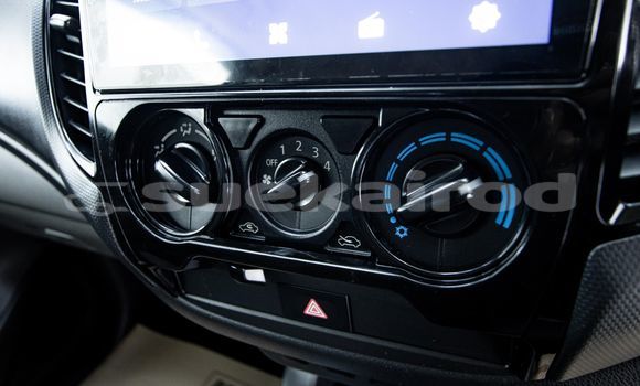 Buy Used Mitsubishi Triton White Car in Bangkok in Bangkok Buy Used Mitsubishi Triton White Car in Bangkok in Bangkok