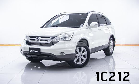 ซื้อ รถมือสอง Honda CR-V ขาว รถยนต์ ใน %{เมือง} ใน กรุงเทพมหานคร