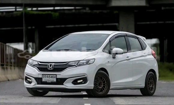 ซื้อ รถมือสอง Honda Jazz ขาว รถยนต์ ใน %{เมือง} ใน ชลบุรี ซื้อ รถมือสอง Honda Jazz ขาว รถยนต์ ใน %{เมือง} ใน ชลบุรี