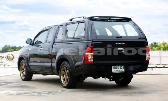 Buy Used Toyota Hilux Black Car in Chaiyaphum in Chaiyaphum
