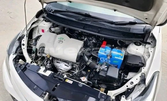 ซื้อ รถมือสอง Toyota Vios ขาว รถยนต์ ใน %{เมือง} ใน ชัยภูมิ