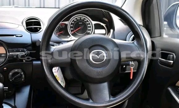 ซื้อ รถมือสอง Mazda 5 ขาว รถยนต์ ใน %{เมือง} ใน ชุมพร