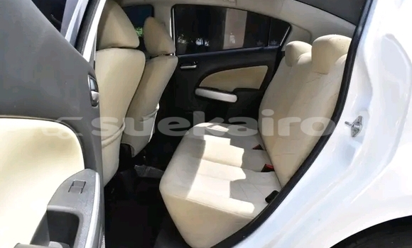 ซื้อ รถมือสอง Mazda 5 ขาว รถยนต์ ใน %{เมือง} ใน ชุมพร ซื้อ รถมือสอง Mazda 5 ขาว รถยนต์ ใน %{เมือง} ใน ชุมพร