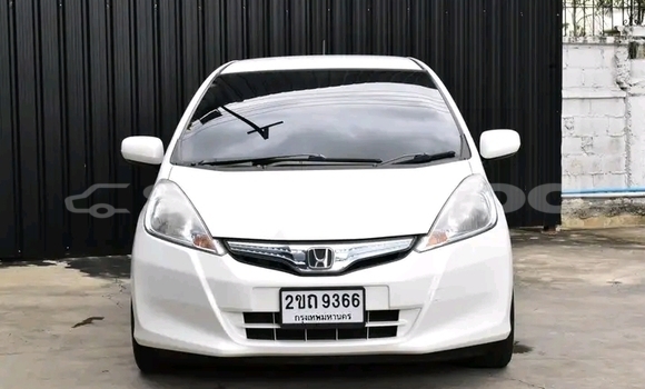 ซื้อ รถมือสอง Honda Jazz ขาว รถยนต์ ใน %{เมือง} ใน พะเยา ซื้อ รถมือสอง Honda Jazz ขาว รถยนต์ ใน %{เมือง} ใน พะเยา