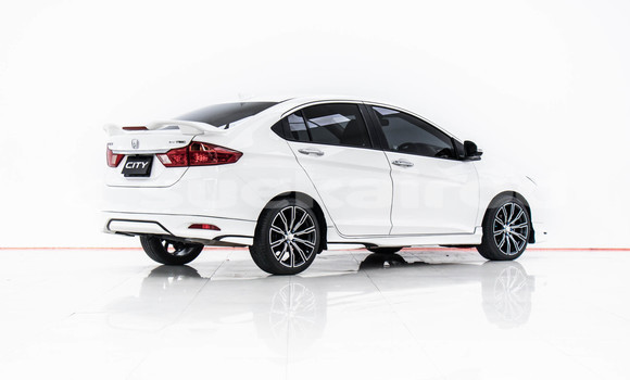 Buy Used Honda City White Car in Bangkok in Bangkok Buy Used Honda City White Car in Bangkok in Bangkok