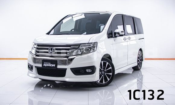 Buy Used Honda Stepwgn White Car in Bangkok in Bangkok Buy Used Honda Stepwgn White Car in Bangkok in Bangkok