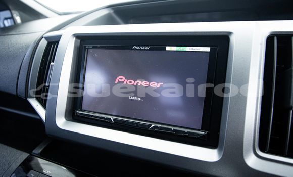 Buy Used Honda Stepwgn White Car in Bangkok in Bangkok Buy Used Honda Stepwgn White Car in Bangkok in Bangkok