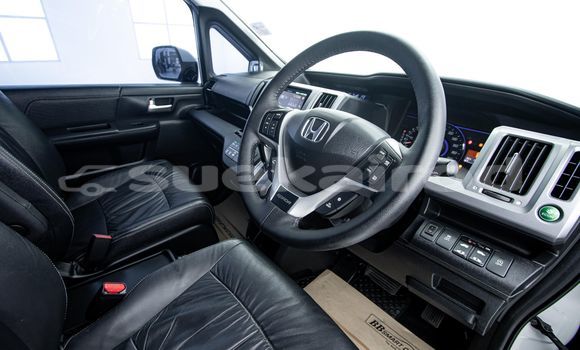 Buy Used Honda Stepwgn White Car in Bangkok in Bangkok Buy Used Honda Stepwgn White Car in Bangkok in Bangkok