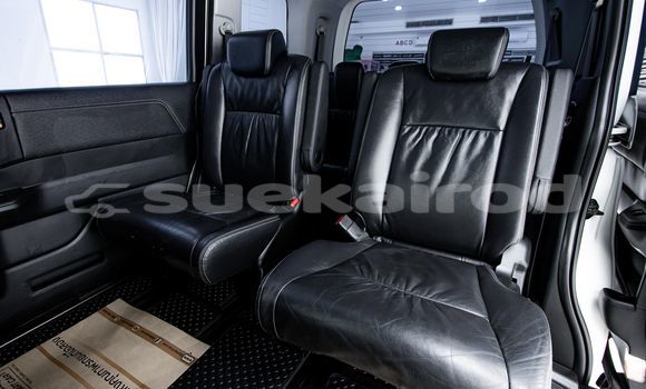 Buy Used Honda Stepwgn White Car in Bangkok in Bangkok Buy Used Honda Stepwgn White Car in Bangkok in Bangkok