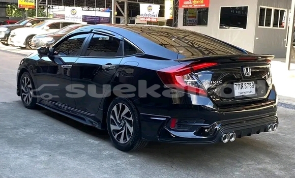 ซื้อ รถมือสอง Honda Civic สีดำ รถยนต์ ใน %{เมือง} ใน กาญจนบุรี ซื้อ รถมือสอง Honda Civic สีดำ รถยนต์ ใน %{เมือง} ใน กาญจนบุรี