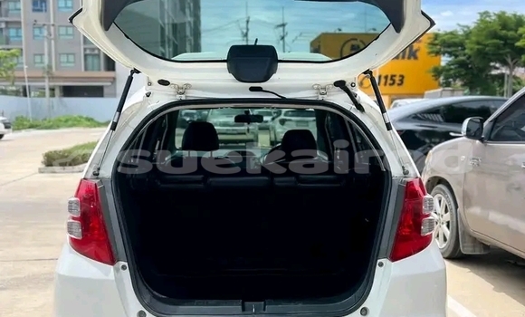 ซื้อ รถมือสอง Honda Jazz ขาว รถยนต์ ใน %{เมือง} ใน ลพบุรี ซื้อ รถมือสอง Honda Jazz ขาว รถยนต์ ใน %{เมือง} ใน ลพบุรี