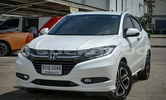 ซื้อ รถมือสอง Honda HR-V ขาว รถยนต์ ใน %{เมือง} ใน กำแพงเพชร ซื้อ รถมือสอง Honda HR-V ขาว รถยนต์ ใน %{เมือง} ใน กำแพงเพชร
