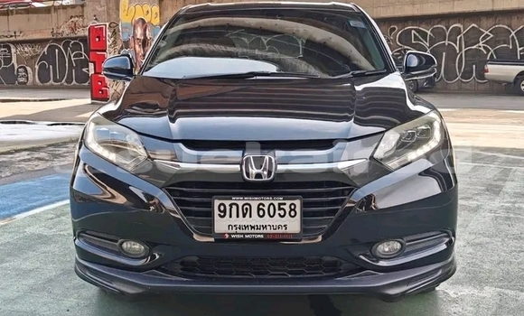 ซื้อ รถมือสอง Honda HR–V สีดำ รถยนต์ ใน %{เมือง} ใน กาญจนบุรี ซื้อ รถมือสอง Honda HR–V สีดำ รถยนต์ ใน %{เมือง} ใน กาญจนบุรี