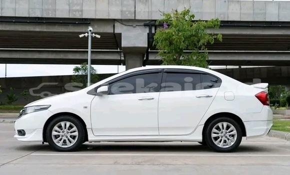 ซื้อ รถมือสอง Honda City ขาว รถยนต์ ใน %{เมือง} ใน ชัยนาท ซื้อ รถมือสอง Honda City ขาว รถยนต์ ใน %{เมือง} ใน ชัยนาท