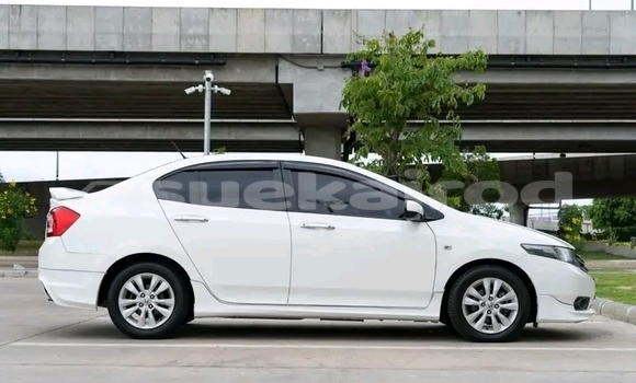 ซื้อ รถมือสอง Honda City ขาว รถยนต์ ใน %{เมือง} ใน ชัยนาท ซื้อ รถมือสอง Honda City ขาว รถยนต์ ใน %{เมือง} ใน ชัยนาท