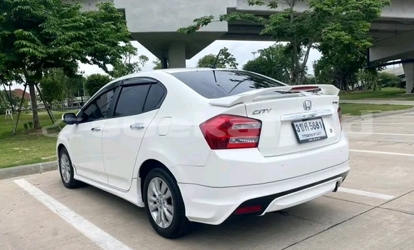 ซื้อ รถมือสอง Honda City ขาว รถยนต์ ใน %{เมือง} ใน ชัยนาท ซื้อ รถมือสอง Honda City ขาว รถยนต์ ใน %{เมือง} ใน ชัยนาท